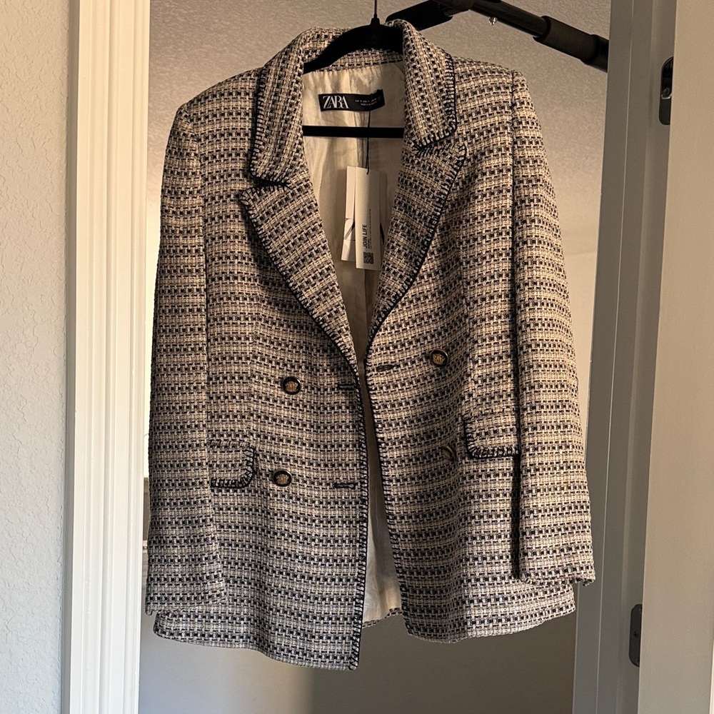 Zara Women's Classic Tweed Blazer